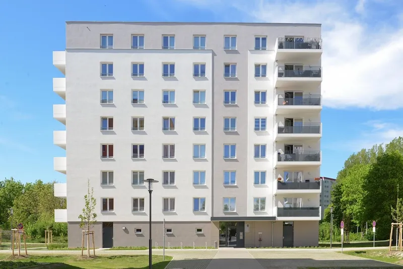 3-Zimmer Wohnung in ruhiger Lage in Biesdorf - mit Balkon - Aufzug vorhanden — photo 1